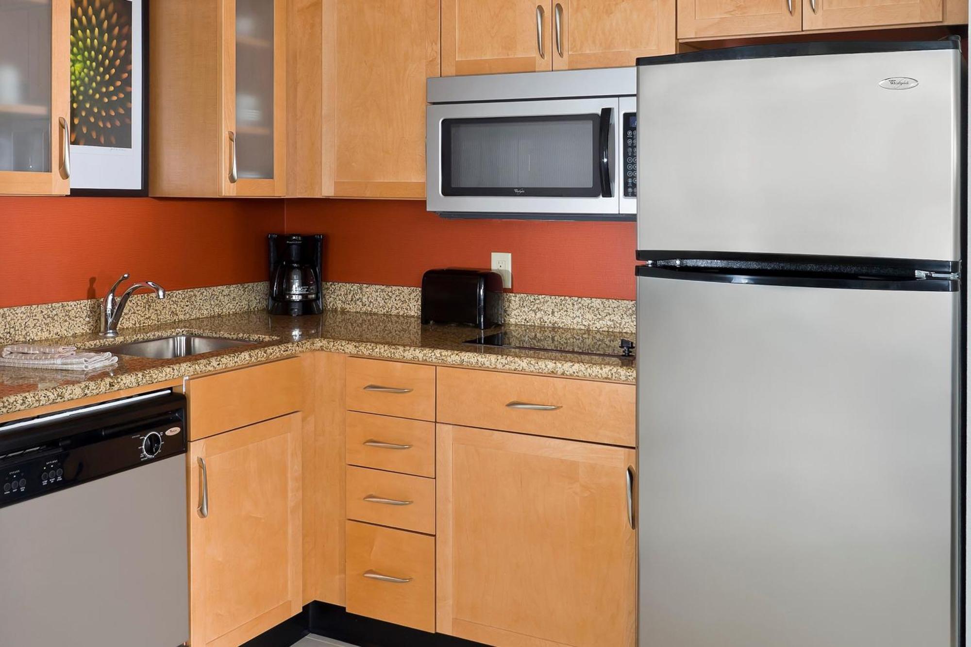 Residence Inn By Marriott Dallas לואיסוויל מראה חיצוני תמונה